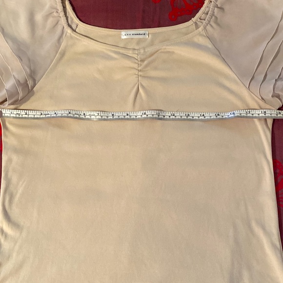 *Free*🆓 Tiered cap-sleeve T-shirt M - Picture 4 of 6